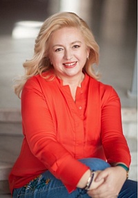 ЮЛИЯ ЗВОРЫКИНА: «ВСЕХ НАС ЖДЕТ СЛЕДУЮЩИЙ ТЕХНОЛОГИЧЕСКИЙ УКЛАД, ГДЕ В ЦЕНТРЕ БУДЕТ ЧЕЛОВЕК»